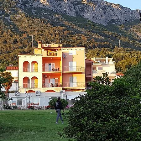 Apartman Matilda Gradac  Kültér fotó